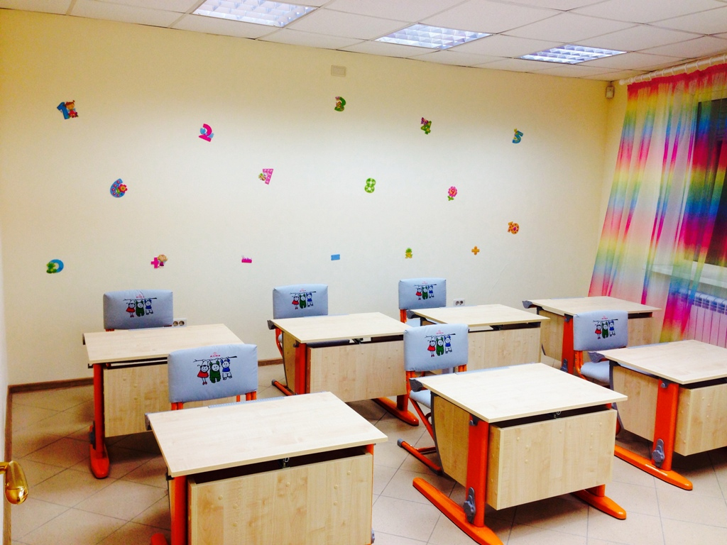 Парты ДЭМИ в школьном классе Парты ДЭМИ в школьном классе